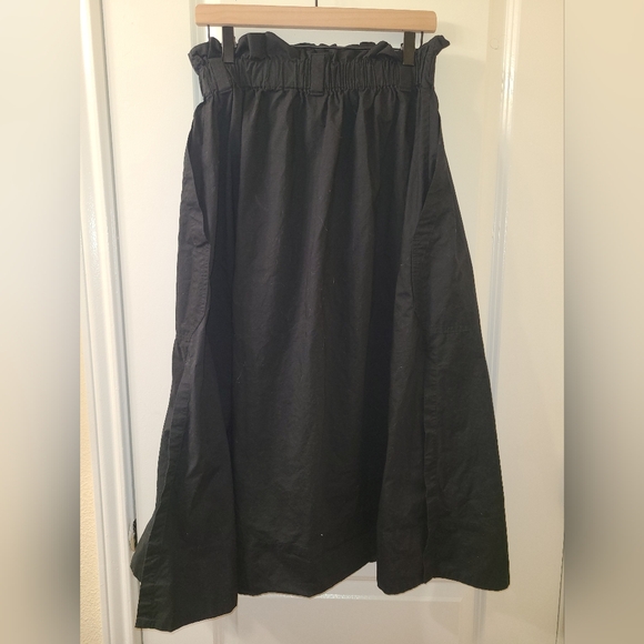 Black Everlane Midi Skirt - Picture 2 of 4